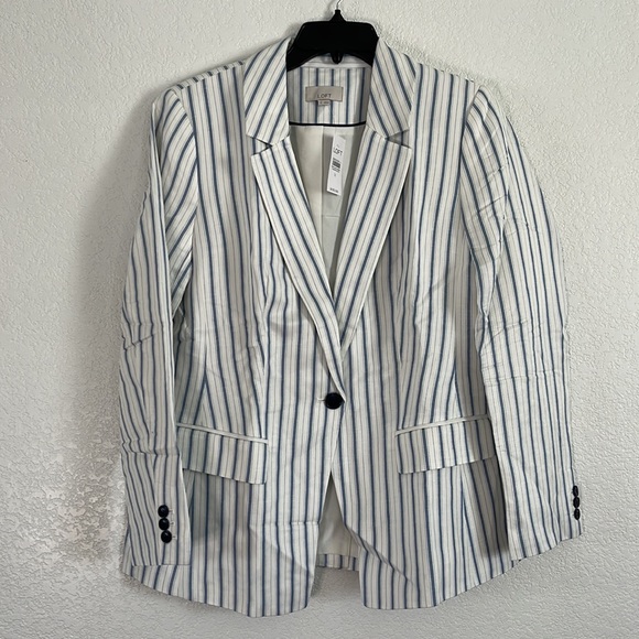 LOFT Petite Striped Modern Blazer | 12 - Picture 6 of 11